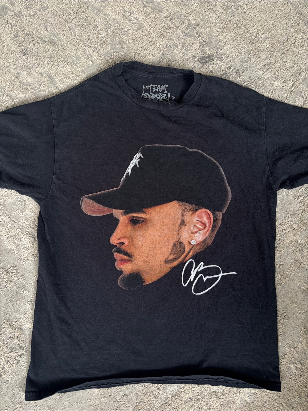 Black Short-Sleeve Graphic Tee with Profile Portrait Print
